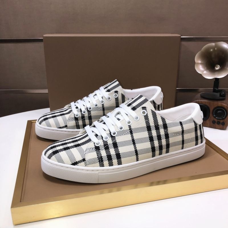 Burberry Low Shoes